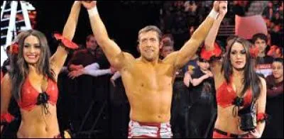 Qui a épousé Daniel Bryan ?