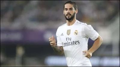 Quel est le nom de ce milieu de terrain ?