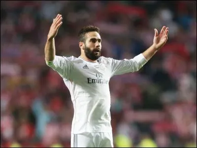 Quel est le nom de ce défenseur ?