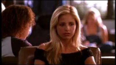 À quelle saison correspond cette Buffy qui fait la moue ?