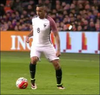 Comment s'appelle cet attaquant ?