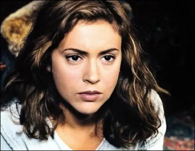 Dans quel téléfilm joue-t-elle en 2001 ?