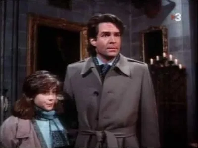 Dans quel téléfilm joue-t-elle en 1986 ?