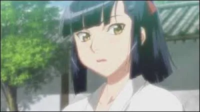 Cette femme est la :