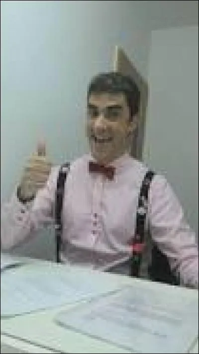 Comment s'appelle l'acteur qui incarne Tino ?