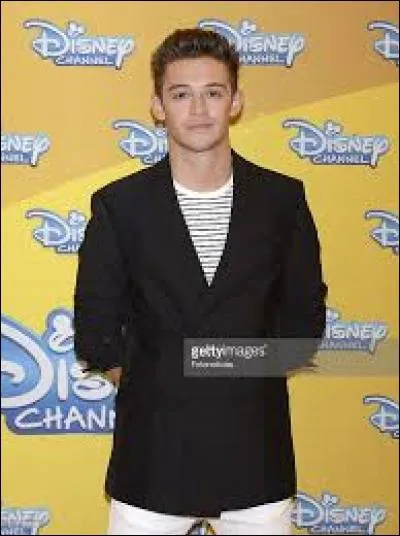 Comment s'appelle l'acteur qui incarne Matteo ?