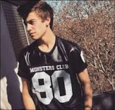 Comment s'appelle l'acteur qui incarne Gaston ?