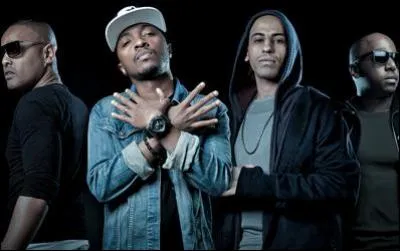 Comment s'appelle le groupe de Soprano ?