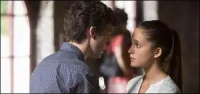 Qui tombe amoureuse de lui ?