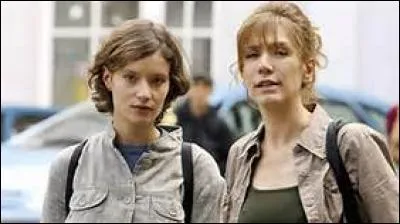 Avec qui partage-elle cette passion ?