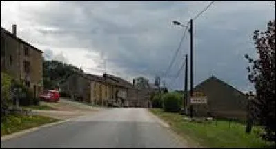 Yoncq est une commune du Grand-Est située dans le département ...