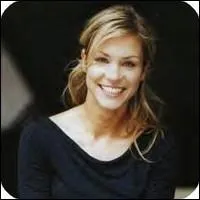 Cette personne connait un de ces personnages hors de la srie, qui est ?