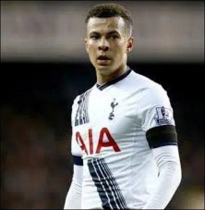 Dans quel club Dele Alli a-t-il été formé et fait ses débuts professionnels ?