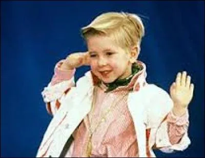 Qui a chanté "Dur dur d'être un bébé" en 1992 ?