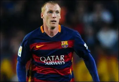 Comment s'appelle ce défenseur ?