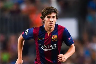 Quel est le nom de ce milieu de terrain ?