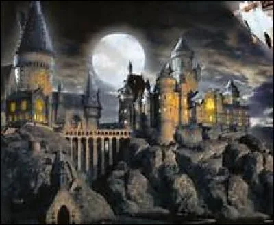 Quand a été créée l'école Poudlard ?