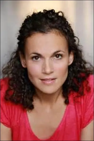 Qui jouait Adriana Paoletti ?