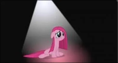 Pourquoi Pinkie Pie est triste sur cette image ?