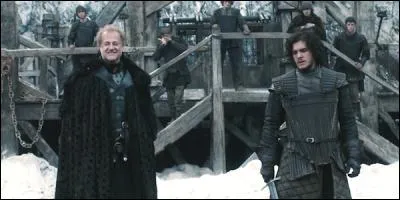 Quelle technique Jon Snow enseigne-t-il aux nouvelles recrues de la Garde de Nuit avant d'être arrêté par Ser Alliser ?