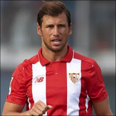 Où joue Grzegorz Krychowiak?