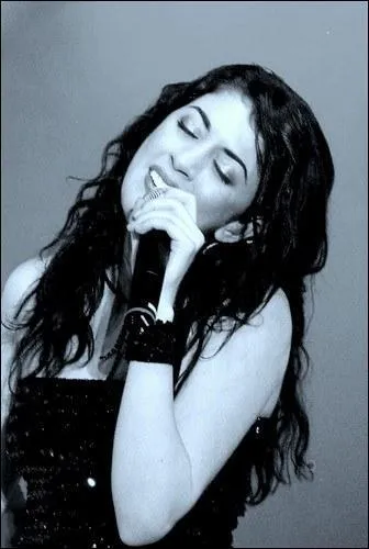 Qui est la gagnante de Star ac 2 ?