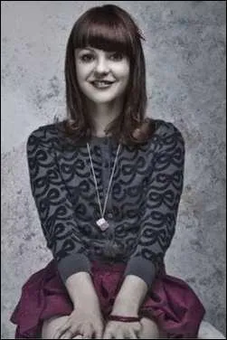 Qui est ce personnage de la saison 3 de skins ?