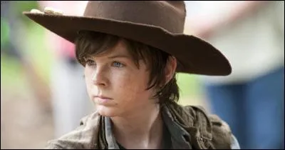 Pourquoi Carl se sent-il coupable de la mort de Dale ?