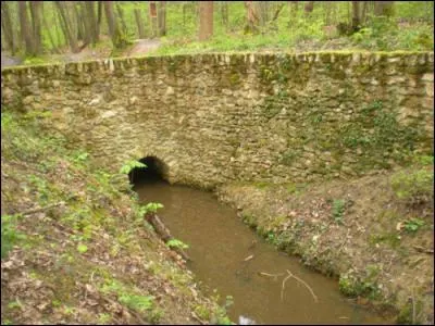 Quel est le rôle de l'ouvrage d'art du Croisement ?