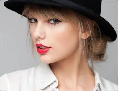Quel est le pseudo officiel du Twitter de Taylor Swift ?