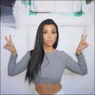 Quel est le pseudo officiel du Twitter de Kourtney Kardashian ?