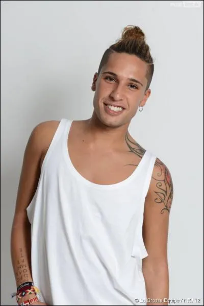 Quel est le pseudo officiel du Twitter de Eddy (Secret Story 7 + Les Anges) ?