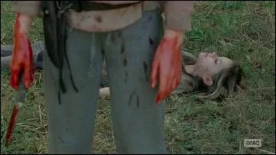 Pourquoi Lizzie tue-t-elle sa petite soeur ?