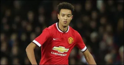 Quel est le nom de ce défenseur ?