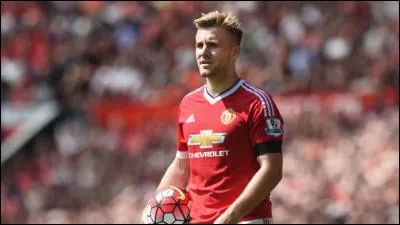 Quel est le nom de ce défenseur ?