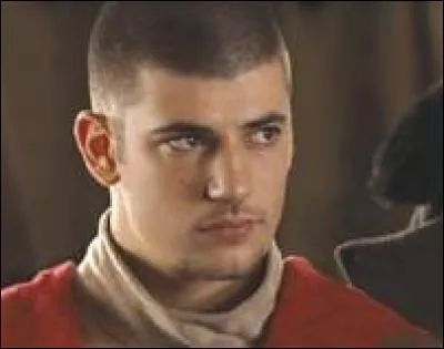 De quelle nationalité Viktor est-il ?