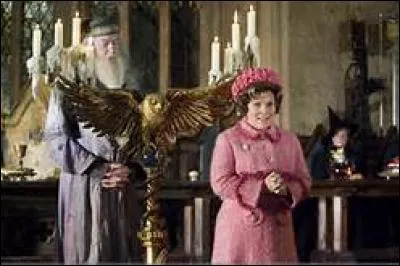 Quelle est la couleur favorite de Dolorès ?