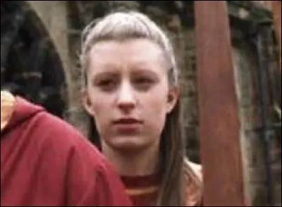 Alicia Spinnet fut :