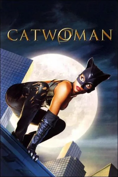 Quel rôle a joué Halle Berry dans "Cat Woman" ?