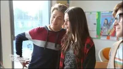 Quel couple se forme à la fin de la saison 1 ?