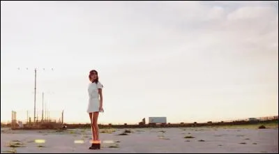 Dans le clip " Losing the love", où est Tini ?