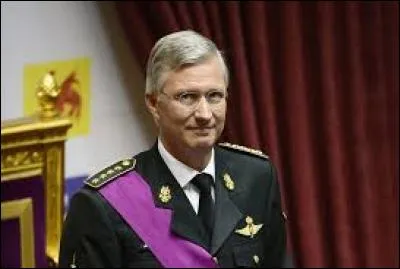 Comment s'appelle le roi belge qui est monté sur le trône le 21 juillet 2013 ?
