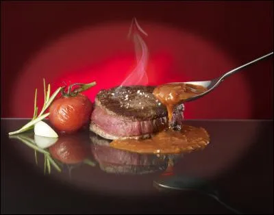 Quel nom porte ce filet de boeuf, servi plus épais que le tournedos et qui dépasse 2 cm ?