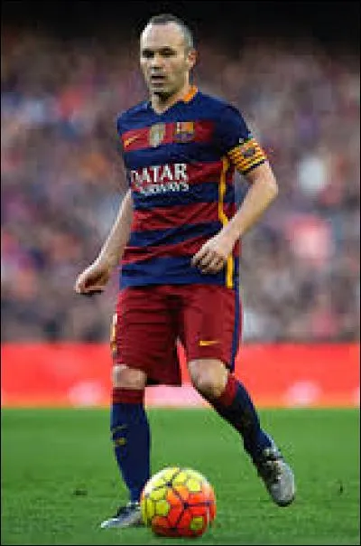 Combien de titres Iniesta a-t-il remporté avec la Roja toutes catégories d'âge confondues?