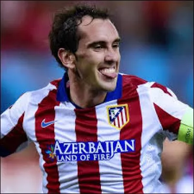 Contre quelle équipe Diego Godin a-t-il permis à l'Uruguay de se qualifier pour les 8es de finale de la Coupe du Monde 2014?
