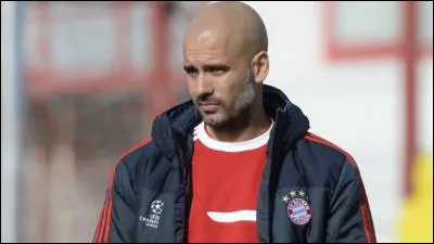 Comment s'appelle l'entraîneur du Bayern Munich ?