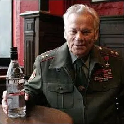 "K" comme "Kalachnikov", fusil d'assaut mondialement connu et répandu. Cliquez sur l'image représentant cette arme à feu :