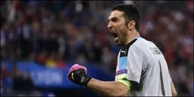 Combien de pays y a-t-il dans chaque groupe ?