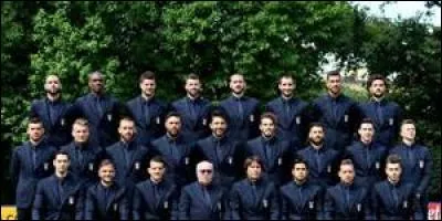 Grâce à son nombre de points, l'Italie a fini ... de son groupe.