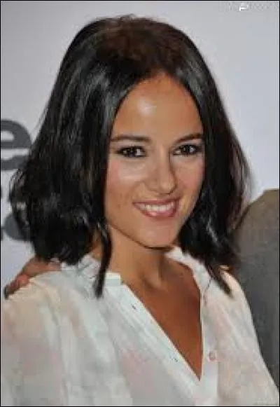 En 2000, quelle jeune chanteuse va-t-elle produire avec Laurent Boutonnat ?